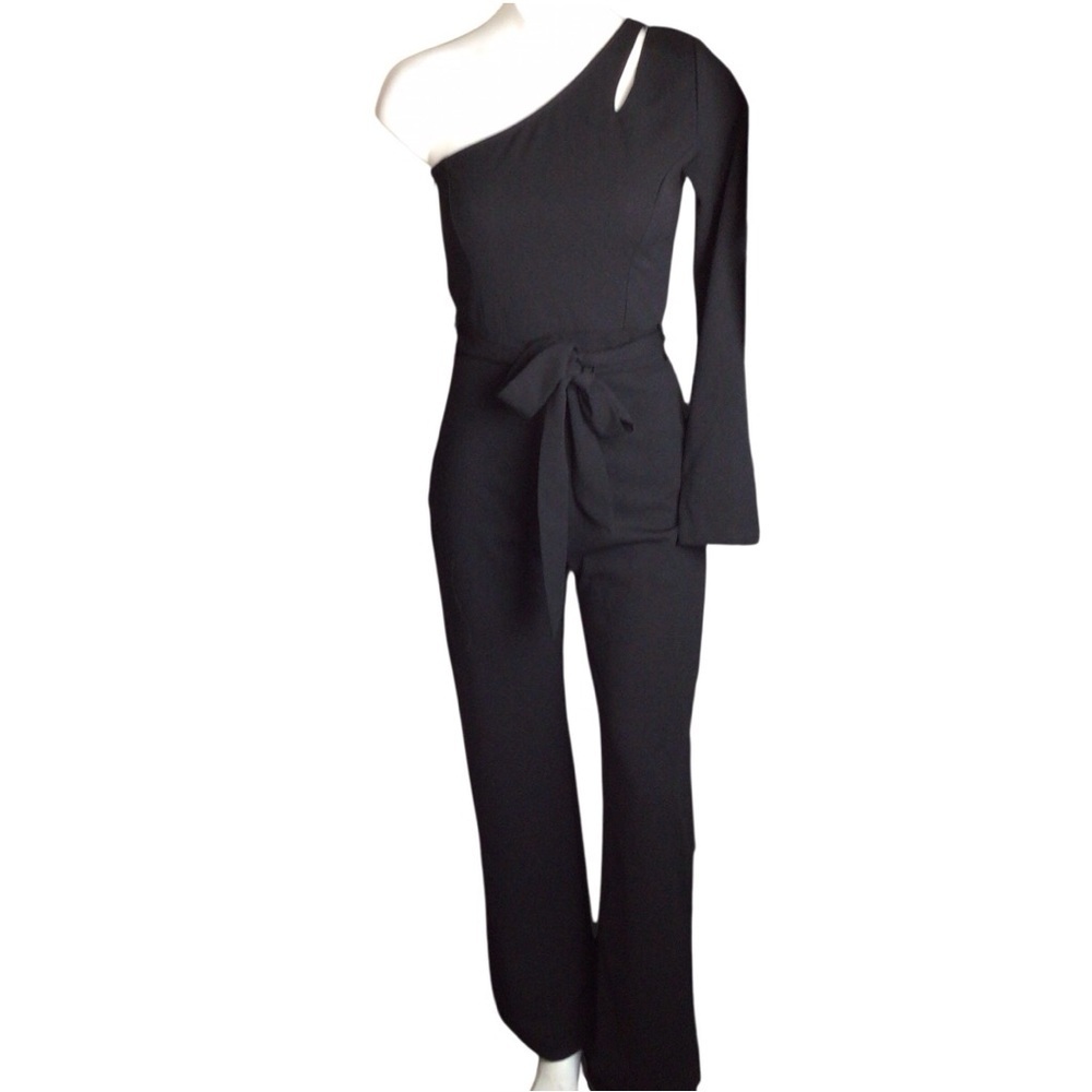 Elegant Black One-Shoulder Cut Out Jumpsuit size XS NWOT - Picture 2 of 3